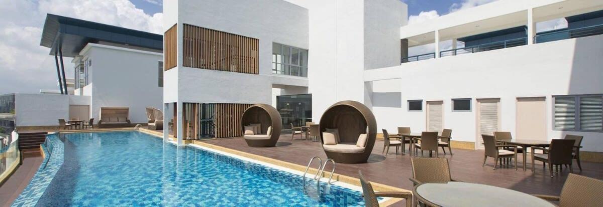 Lux 3Br Suite Puteri Harbour Near Legoland & Hello Kitty Nusajaya  Exterior photo